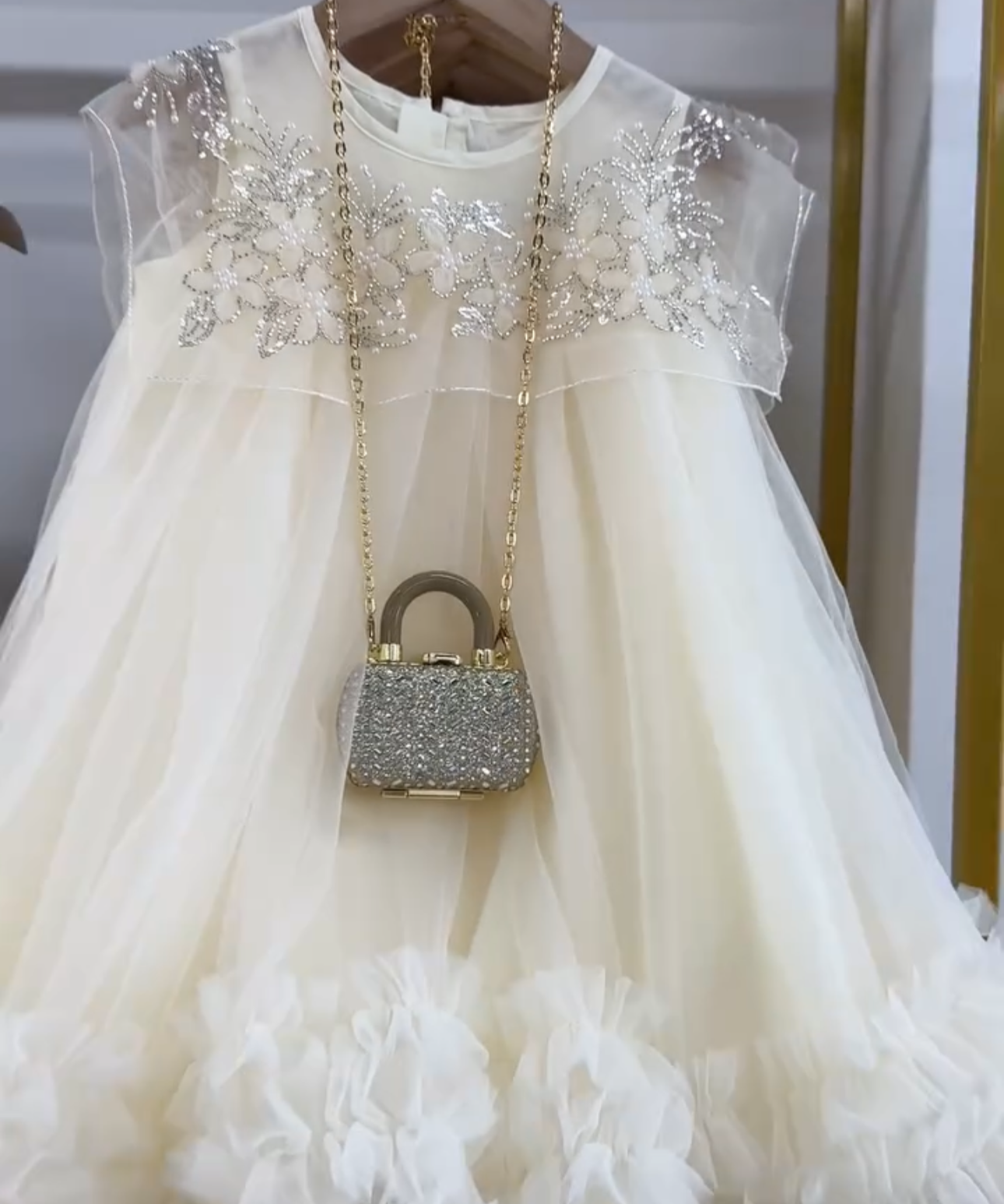 Vestido Infantil Gola Florzinhas