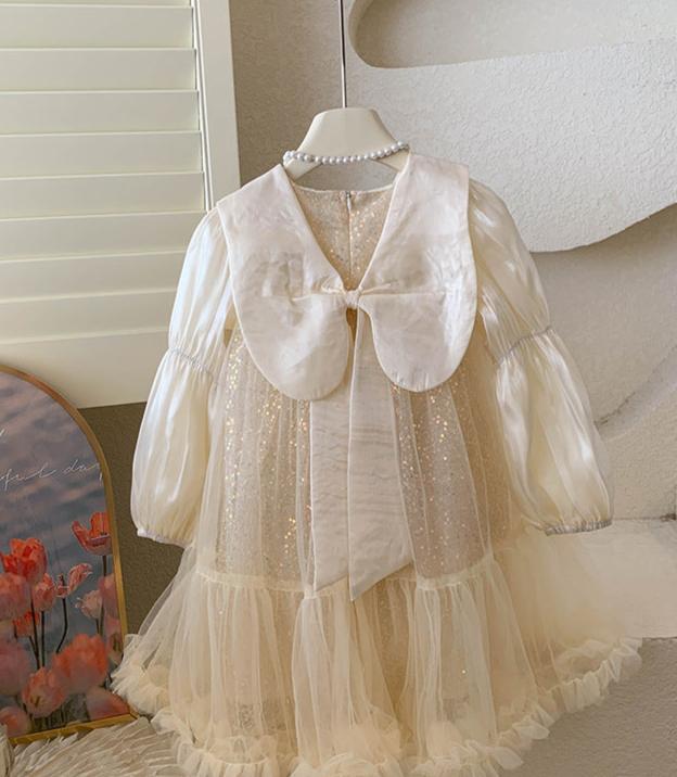 Vestido Infantil Brilhante e Tule