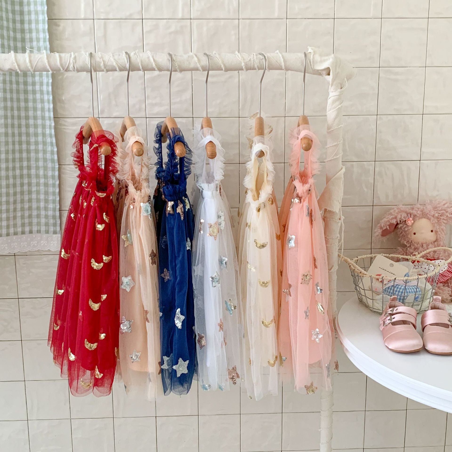 Vestido Infantil de Tule Estrelas