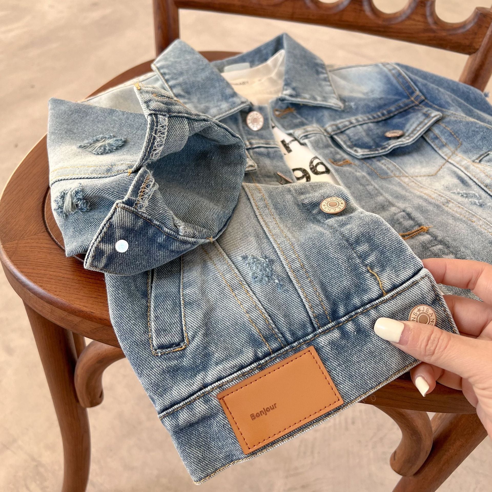 Jaqueta Infantil Jeans Botões e Bolsinhos