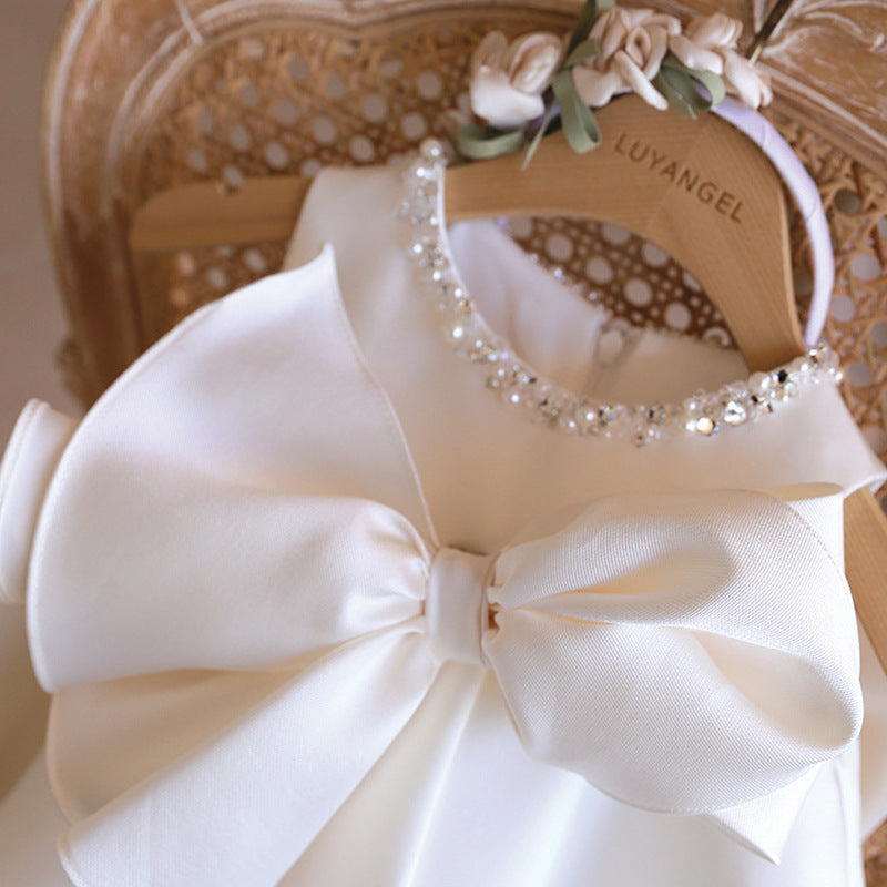 Vestido Infantil Branco com Laço e Pedras