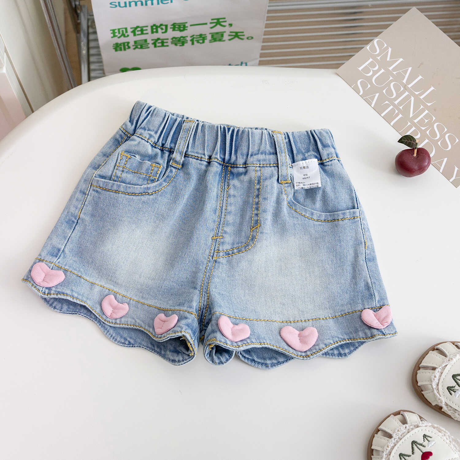 Shorts Infantil Feminino Jeans Coraçõeszinhos