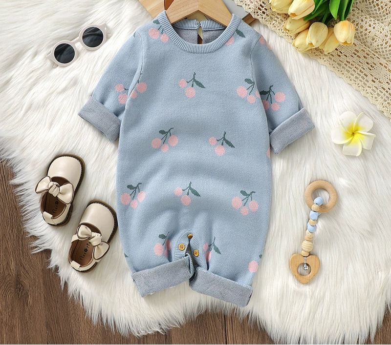 Macacão Infantil Tricô Cerejinhas