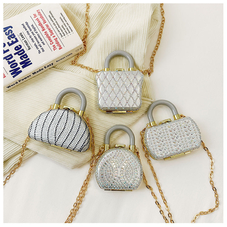 Bolsa Infantil Com Alça de Corrente