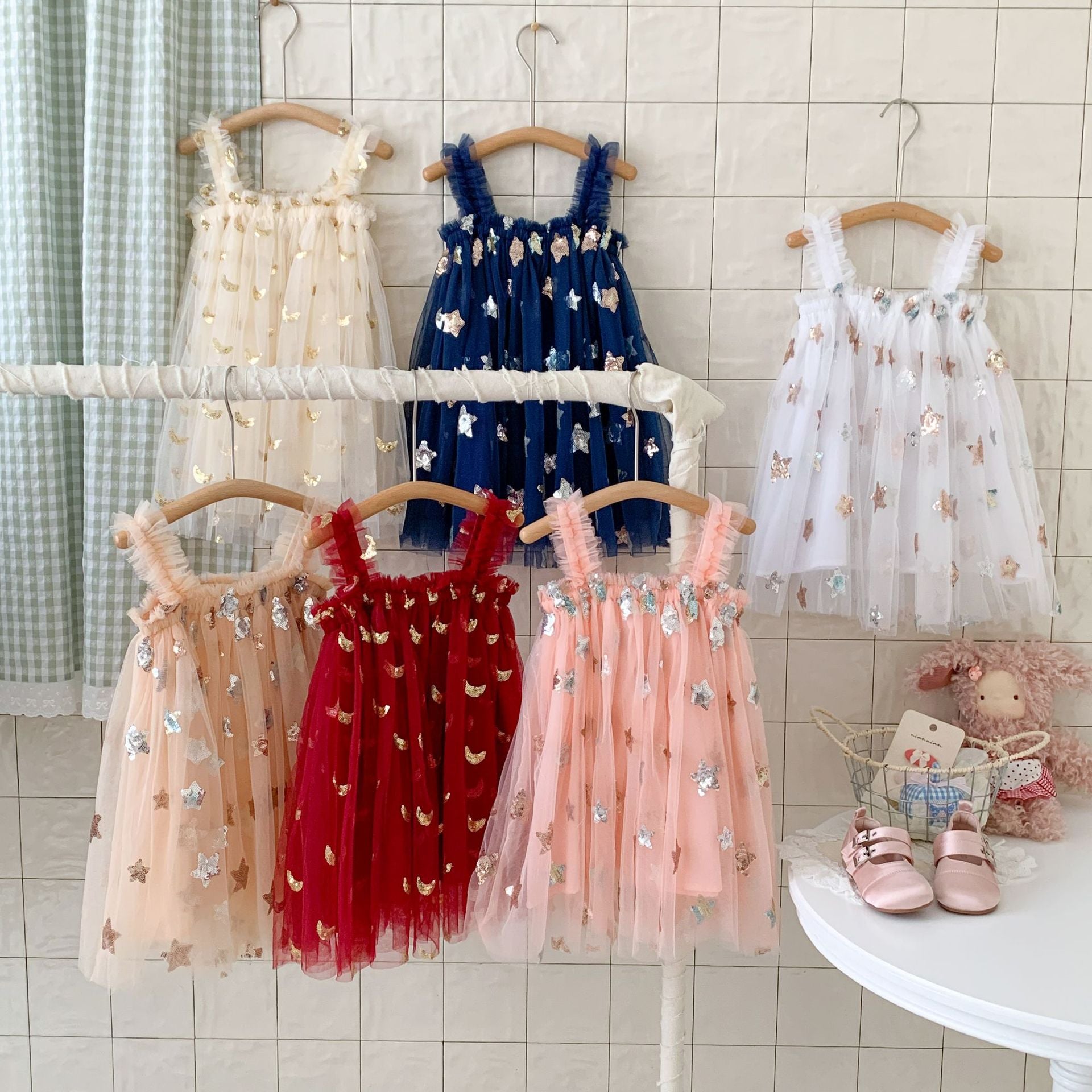 Vestido Infantil de Tule Estrelas