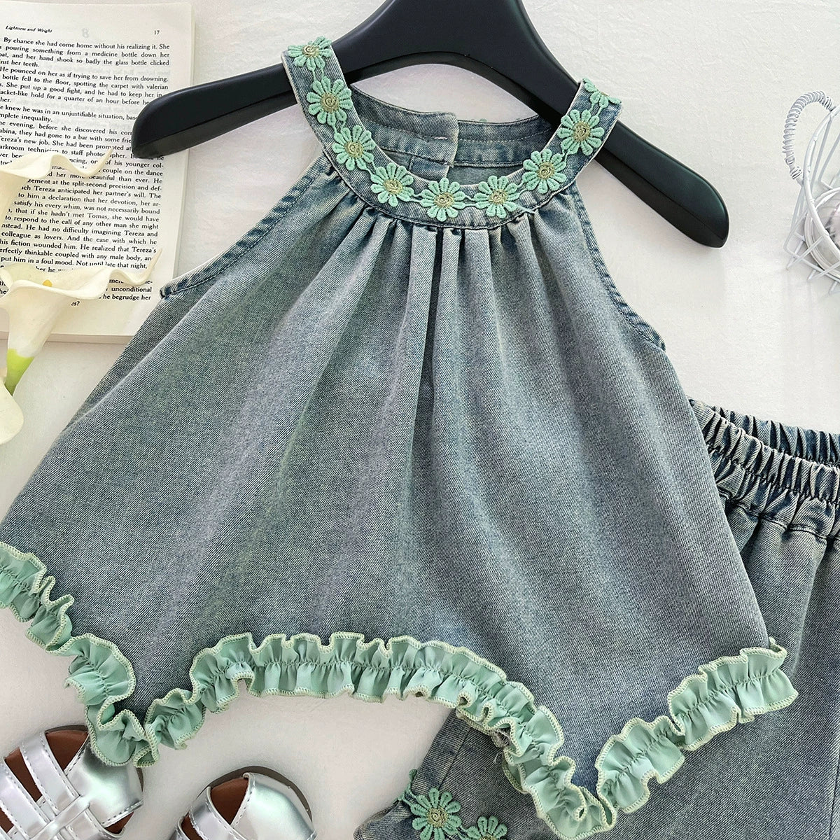 Conjunto Infantil Feminino Jeans Florzinhas