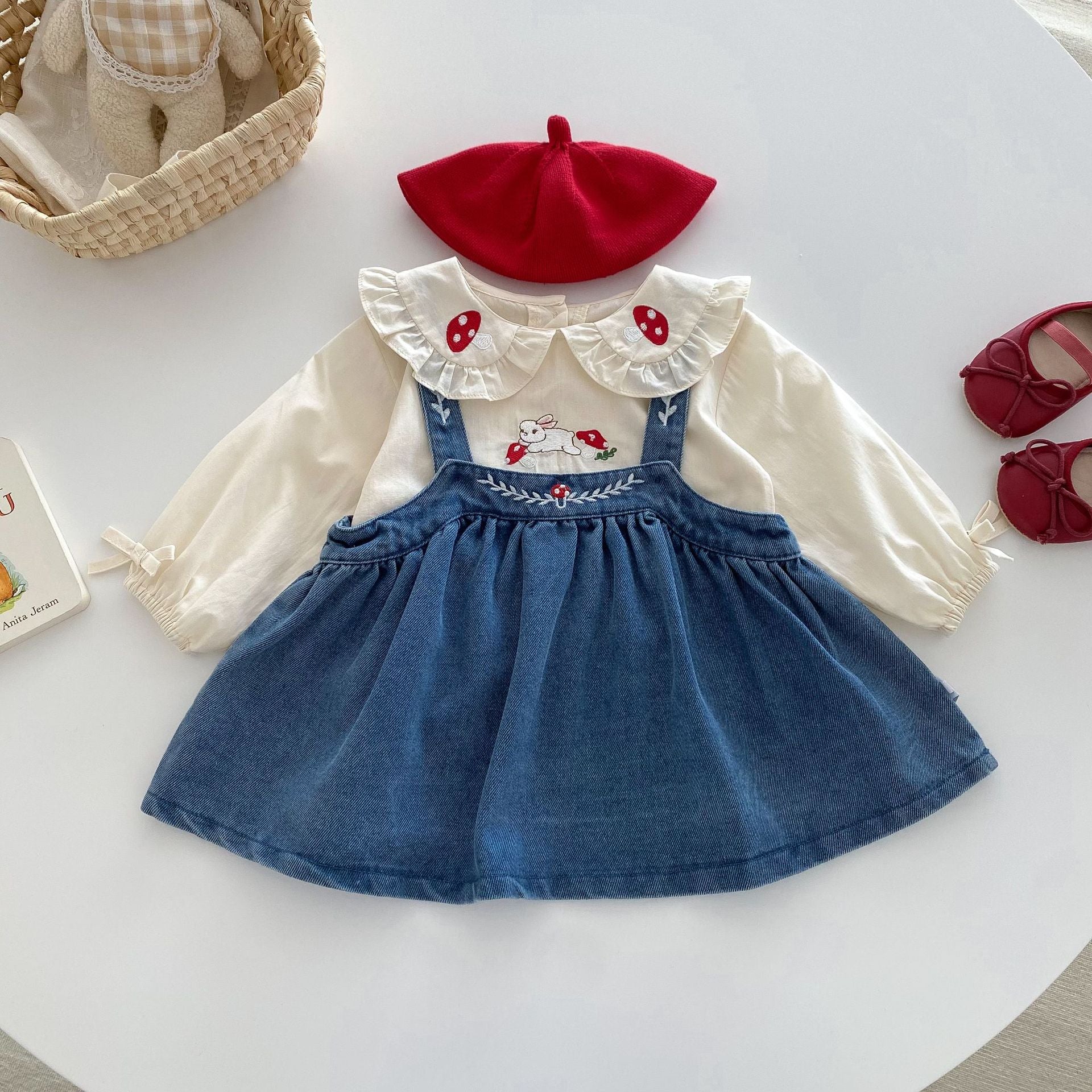 Conjunto Infantil Feminina Coelhinho e Jeans