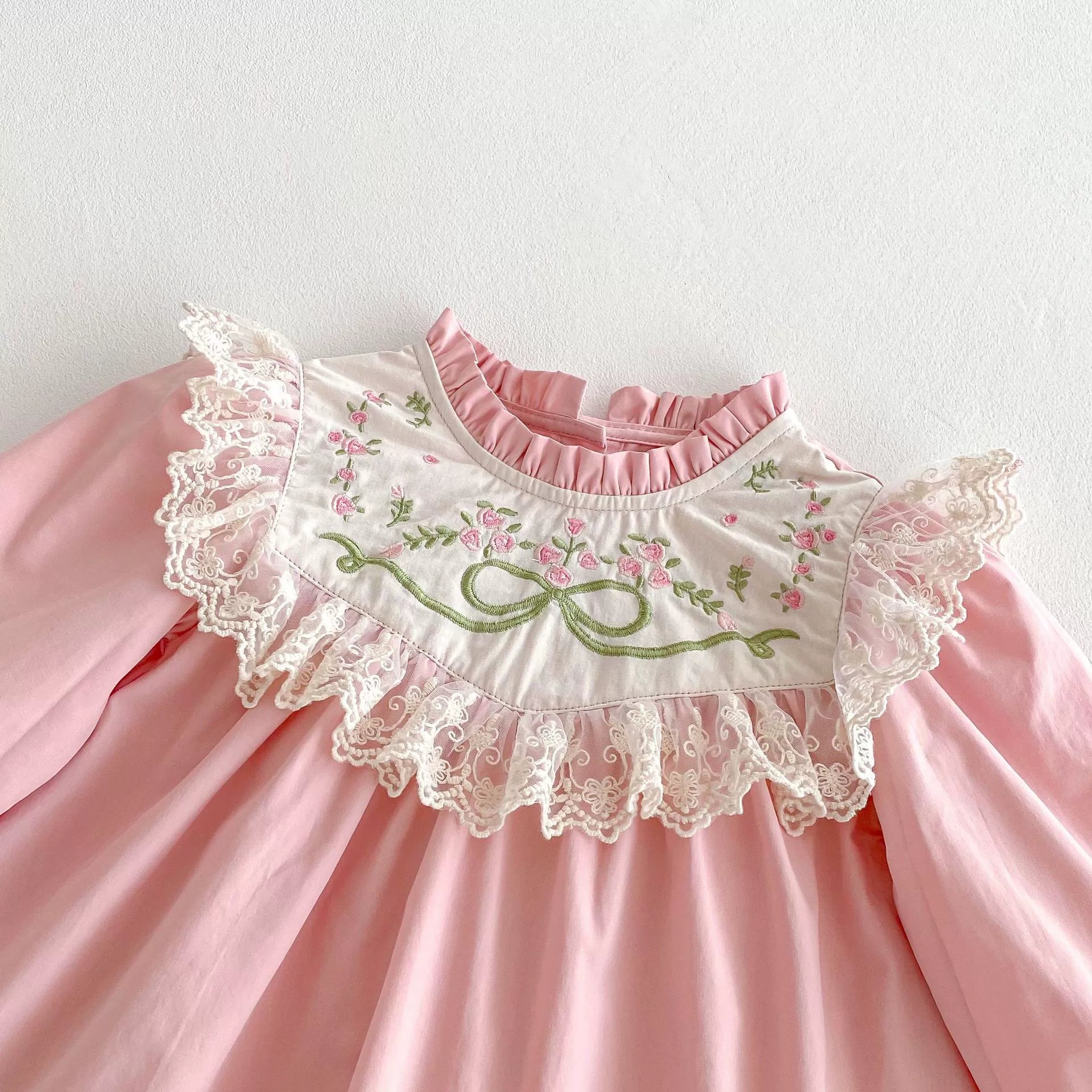 Vestido Infantil Bordadinho Lacinho