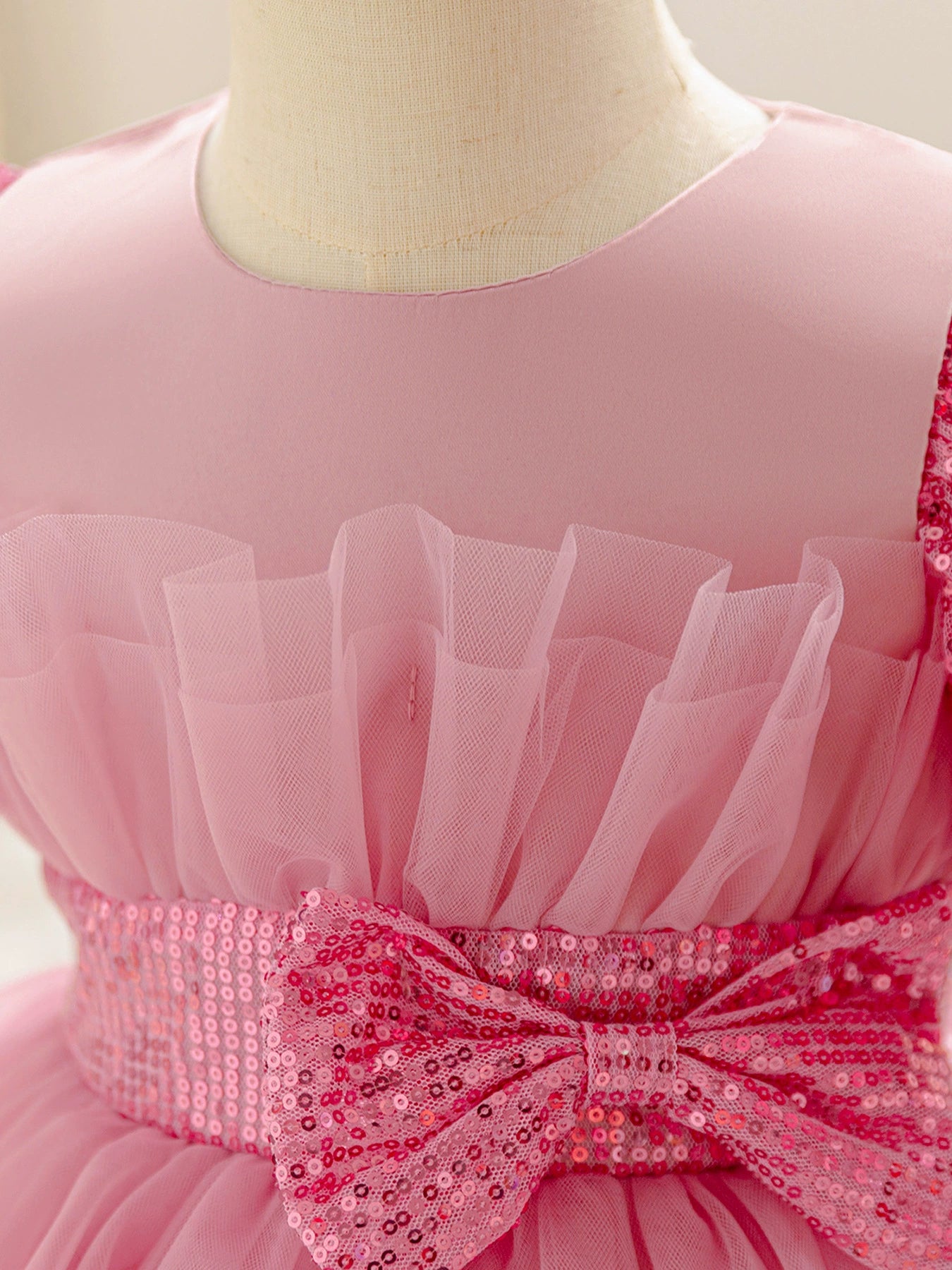 Vestido Infantil Tule Camadas e Lacinho