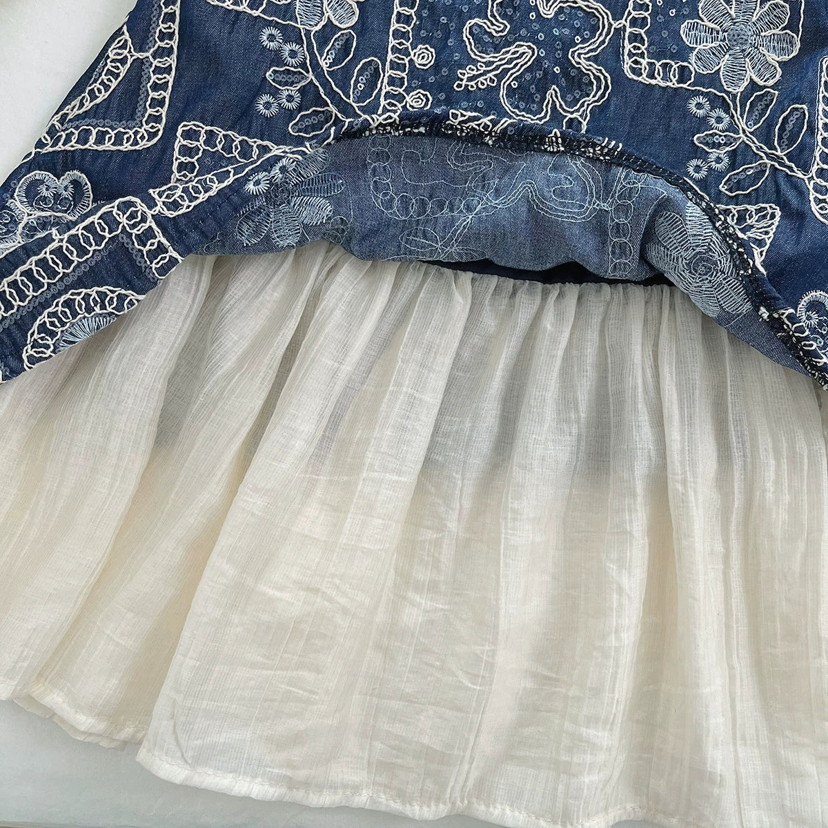 Vestido Infantil Jeans Bordado Floral