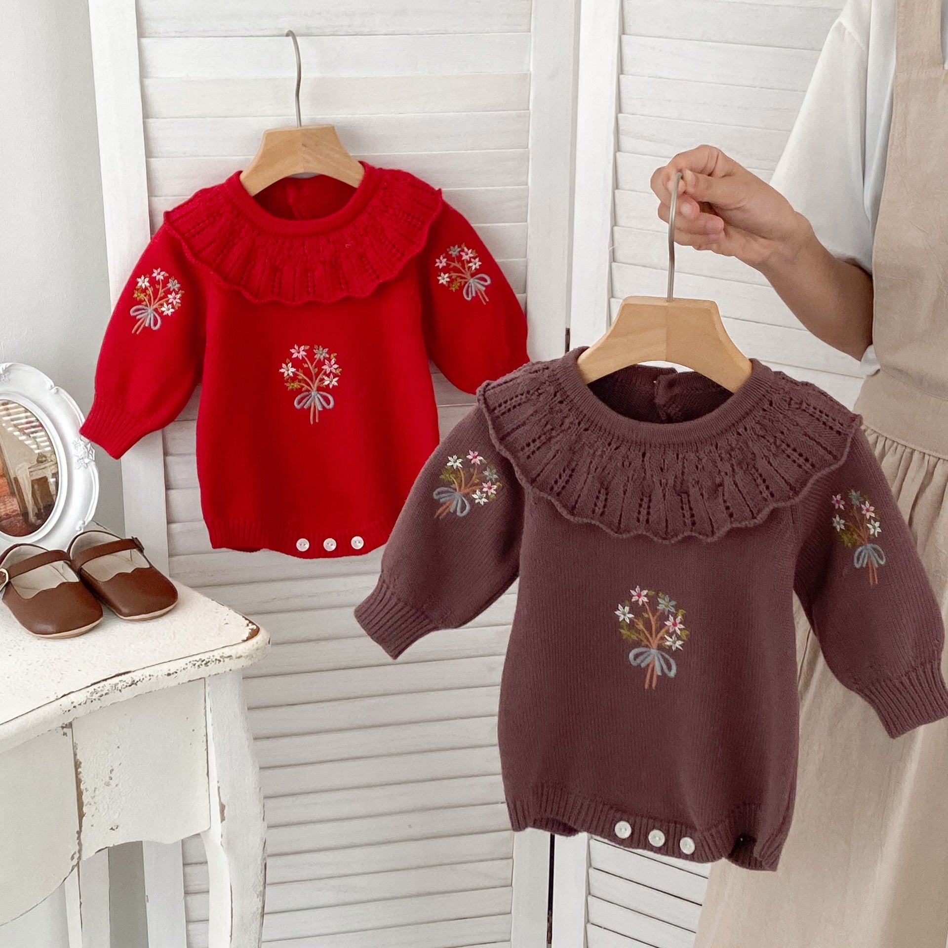 Body Infantil de Tricô Bordadinho Flores