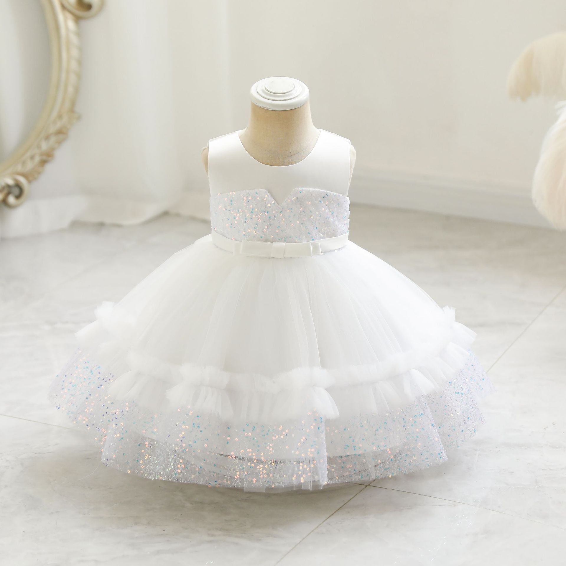 Vestido Infantil De Festa Brilhante Tule e Lacinho