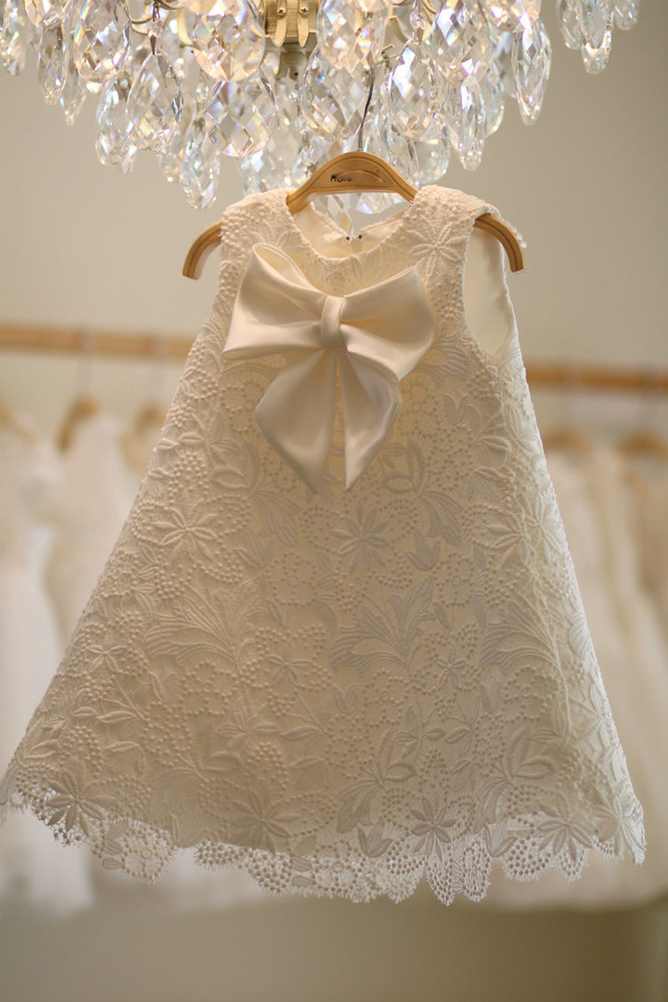 Vestido Infantil Rendado e Lacinho