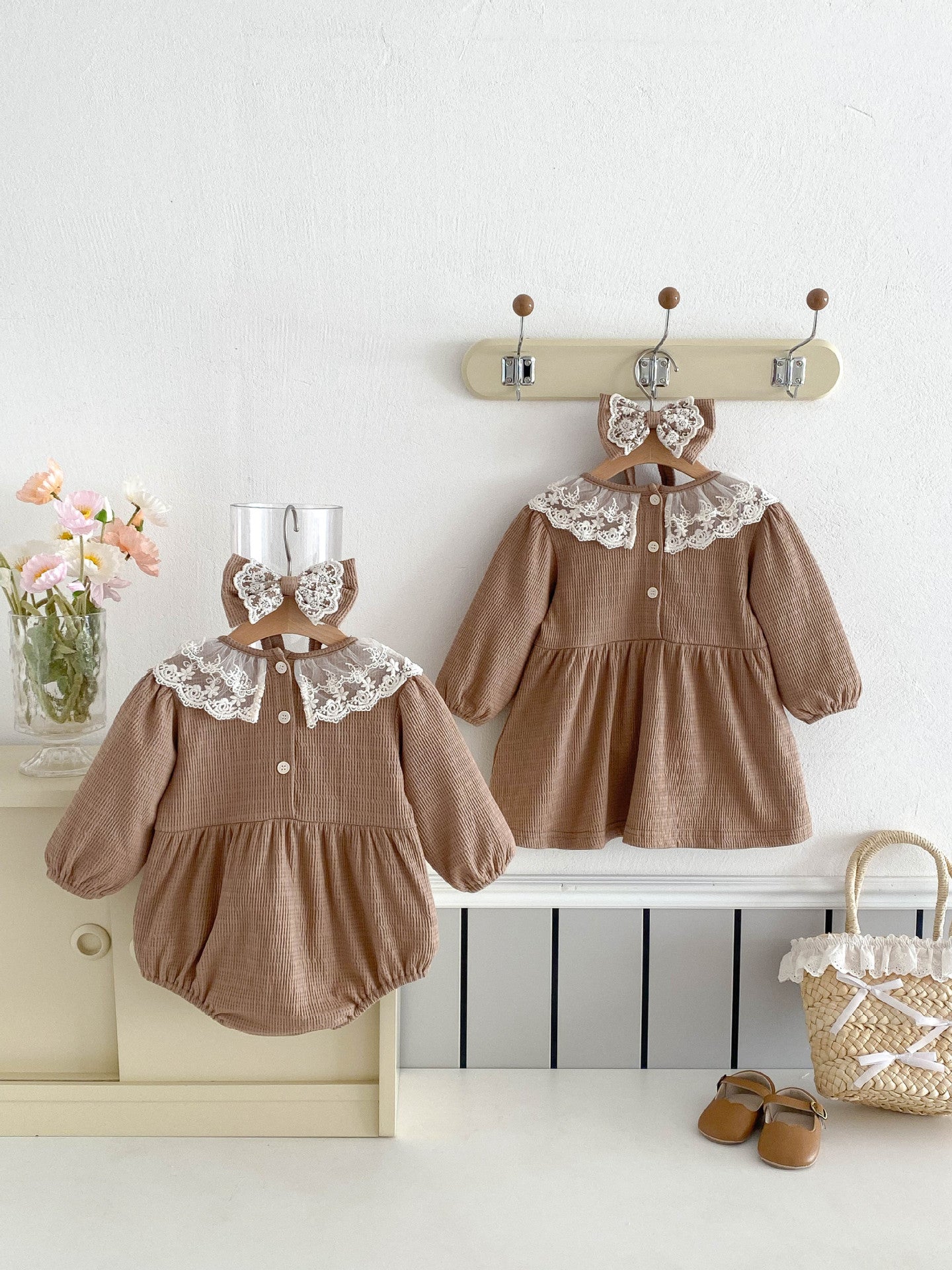 Body/ Vestido Infantil Gola Rendinha