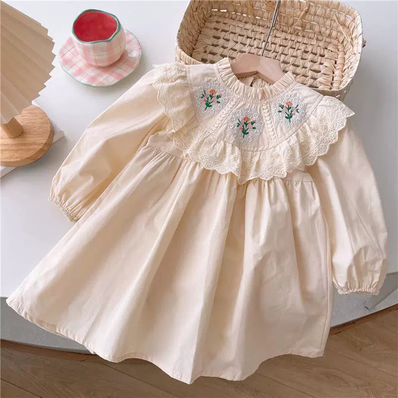 Vestido Infantil Bordado Florzinhas