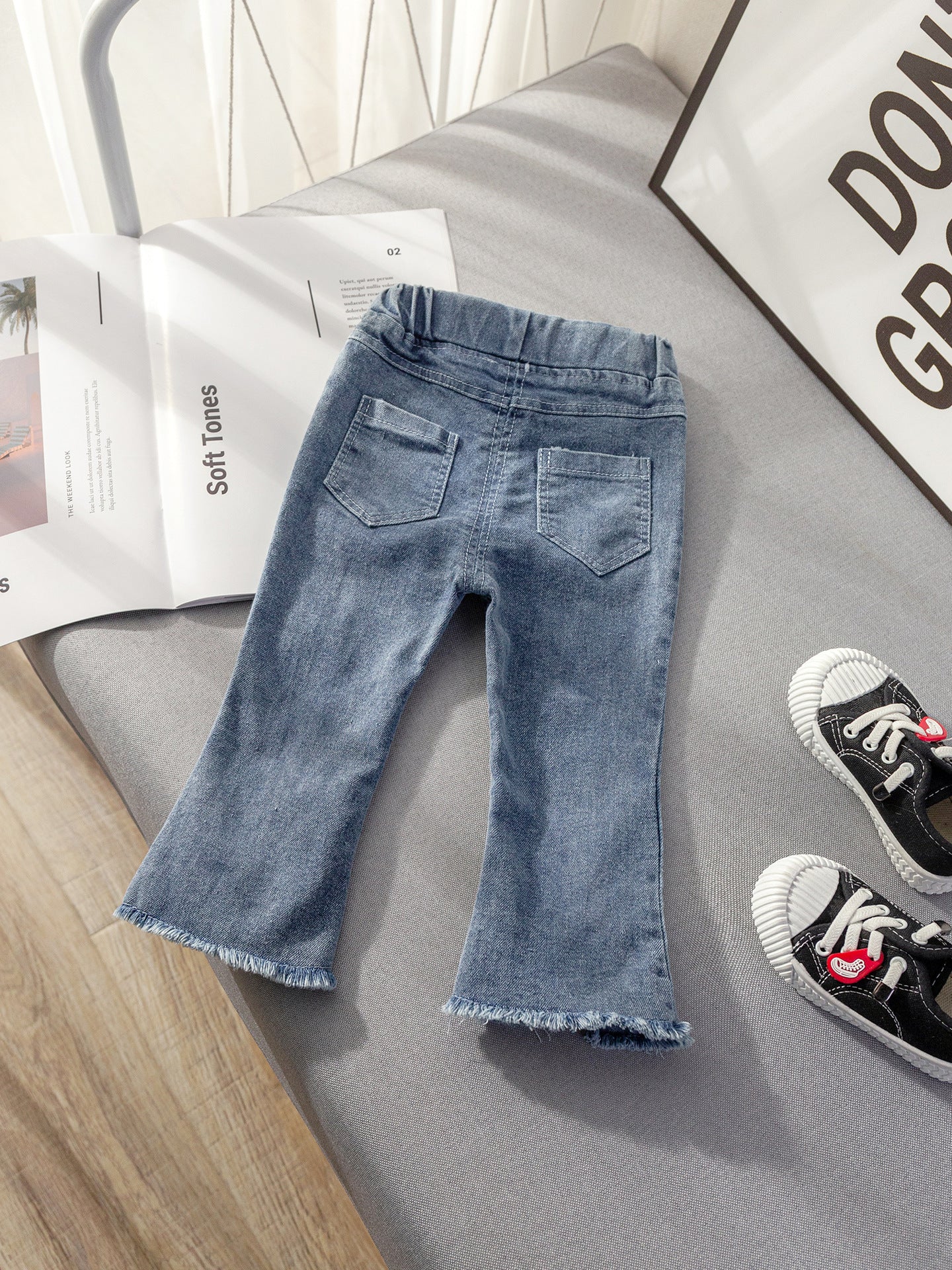 Calça Infantil Feminina Jeans Lacinho e Pérolas