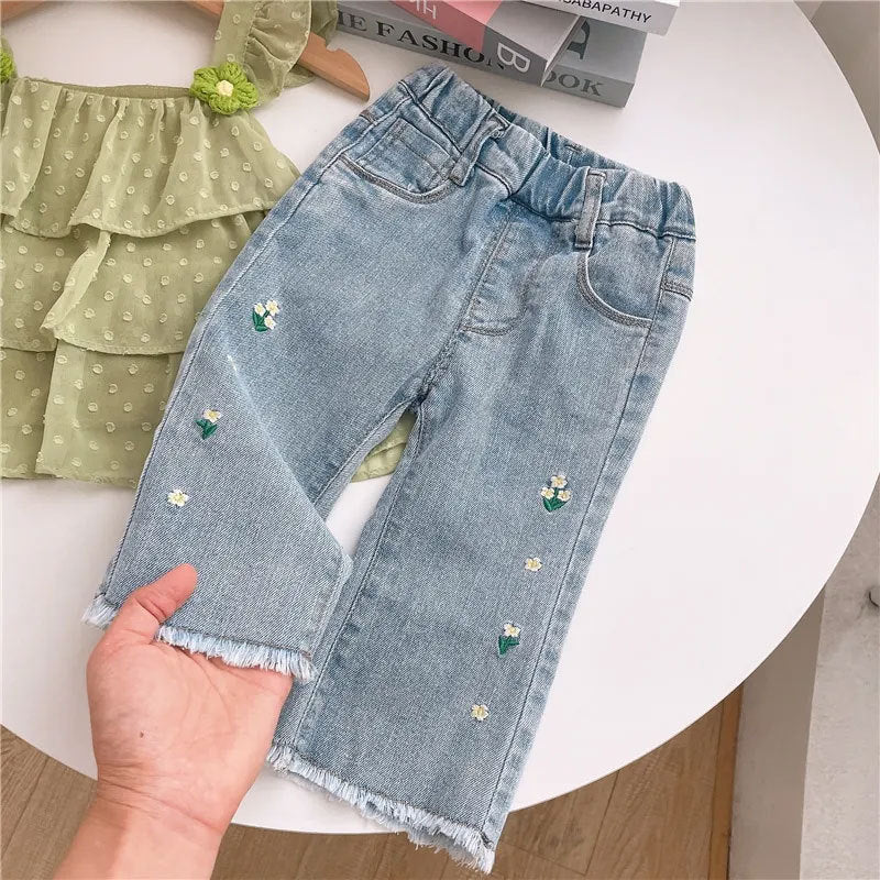 Calça Infantil Feminina Flare Jeans Florzinhas