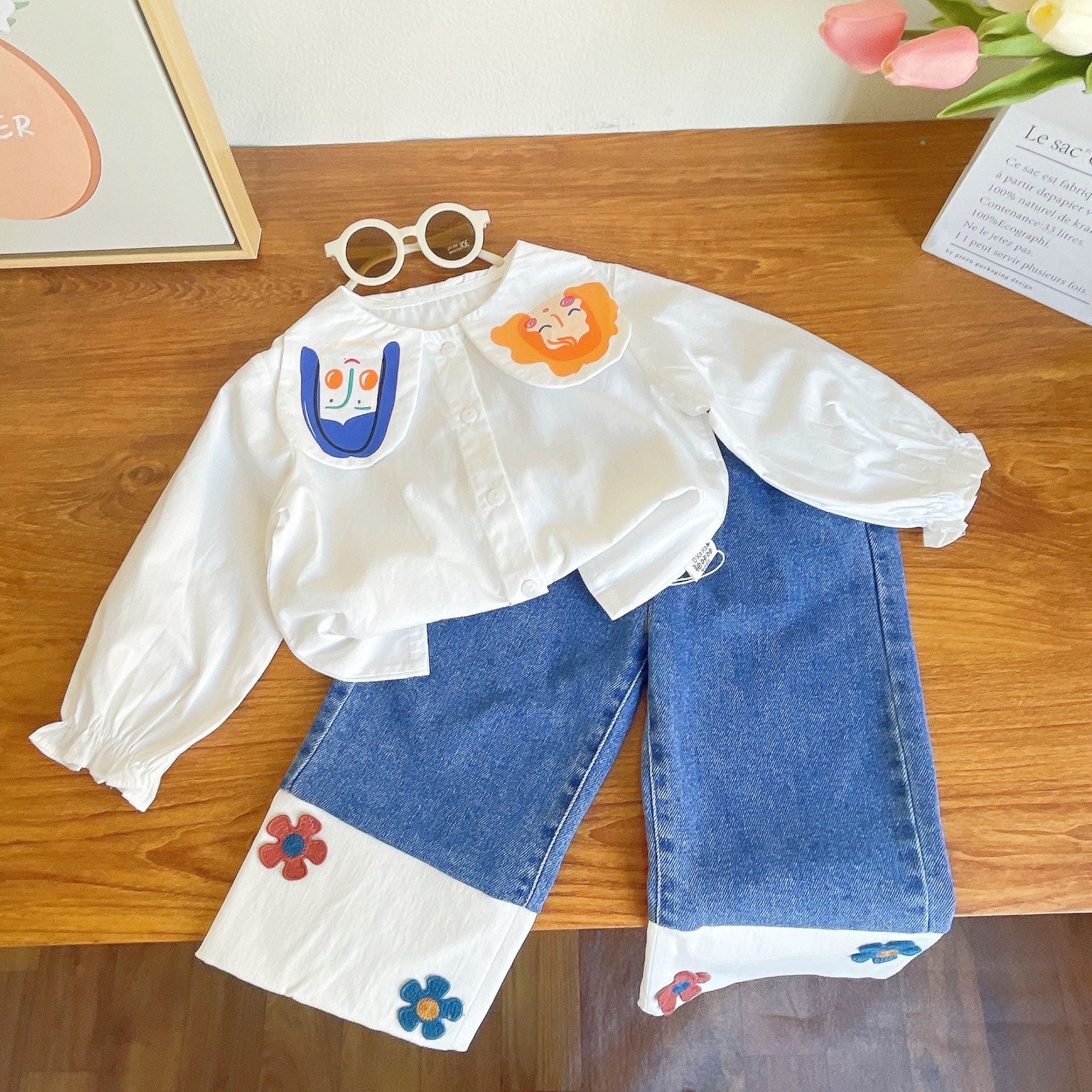 Conjunto Infantil Feminino Camisa e Florzinhas