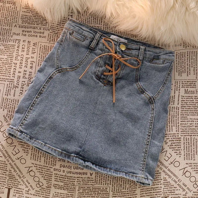 Conjunto Infantil Feminino Polo Zípper e Saia Jeans