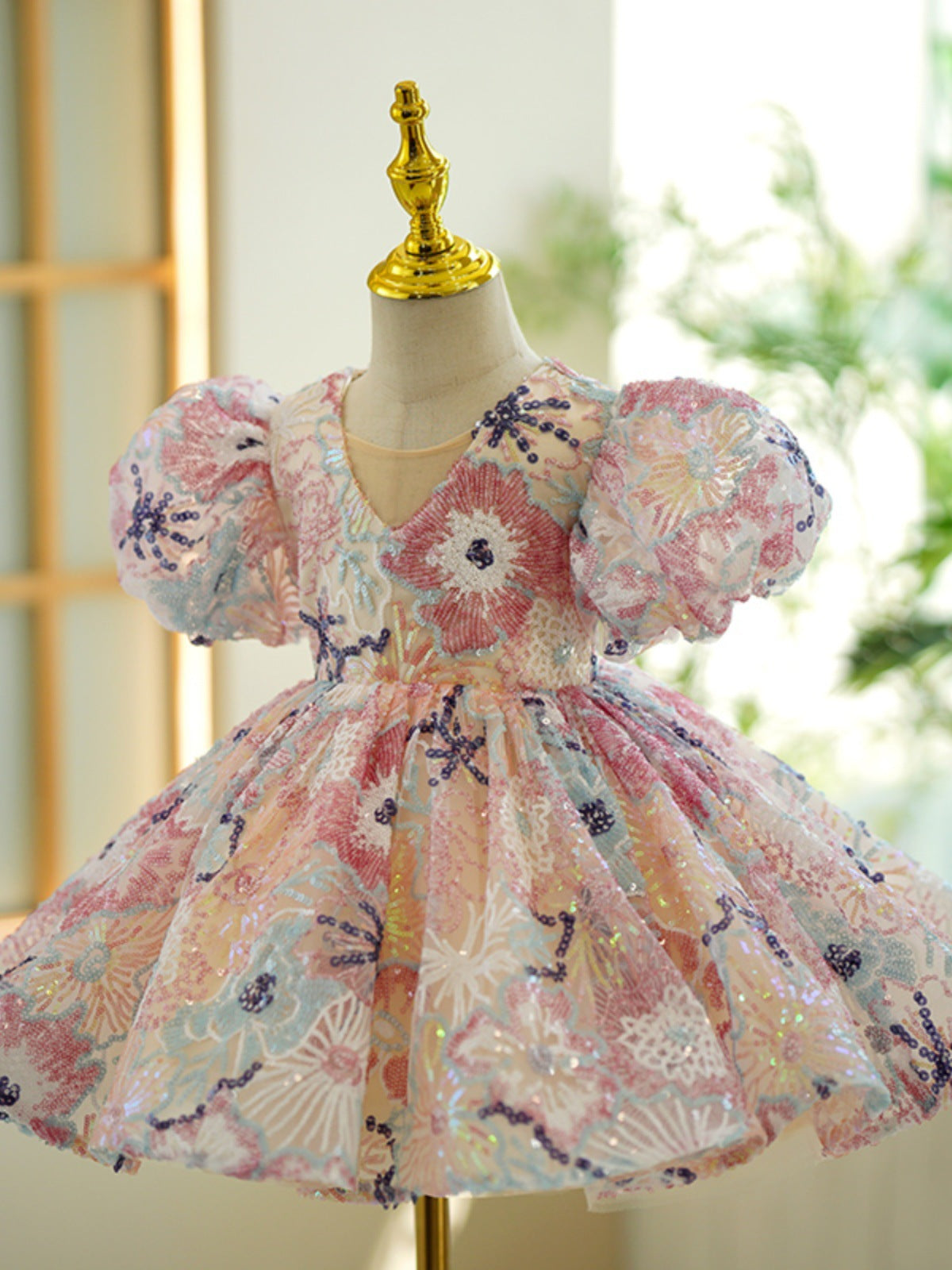 Vestido Infantil De Festa Floral e Laçinho