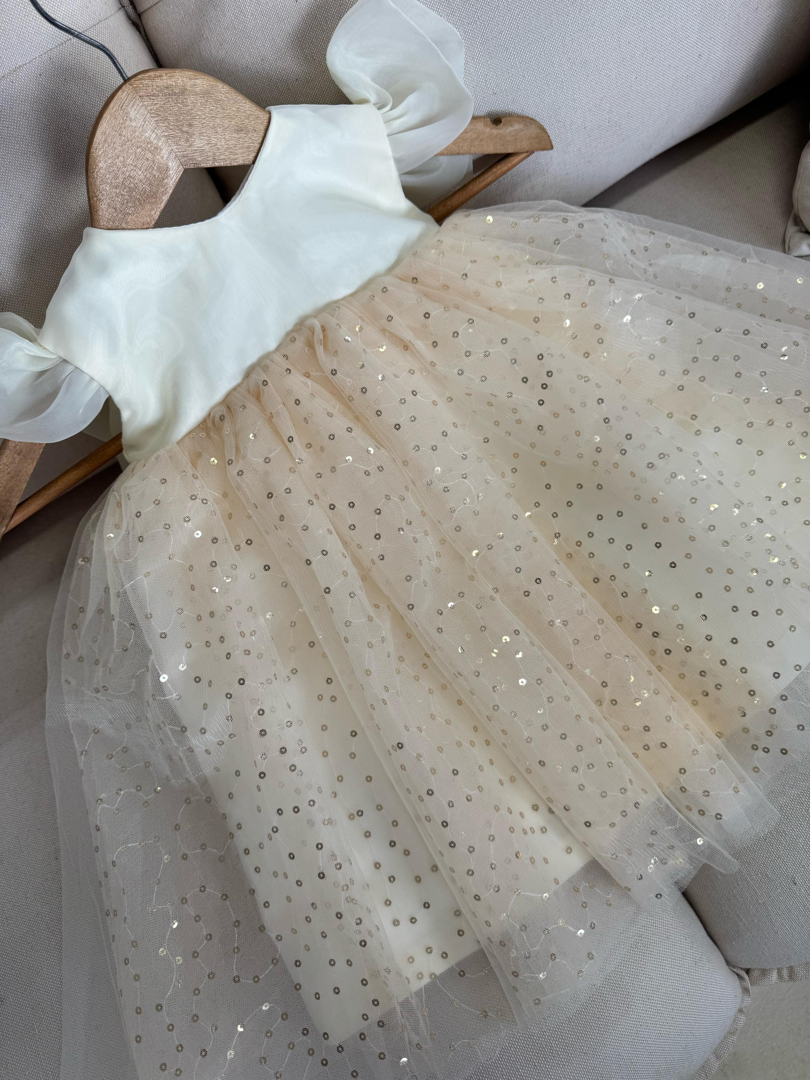 Vestido Infantil Tule Paetê Dourado