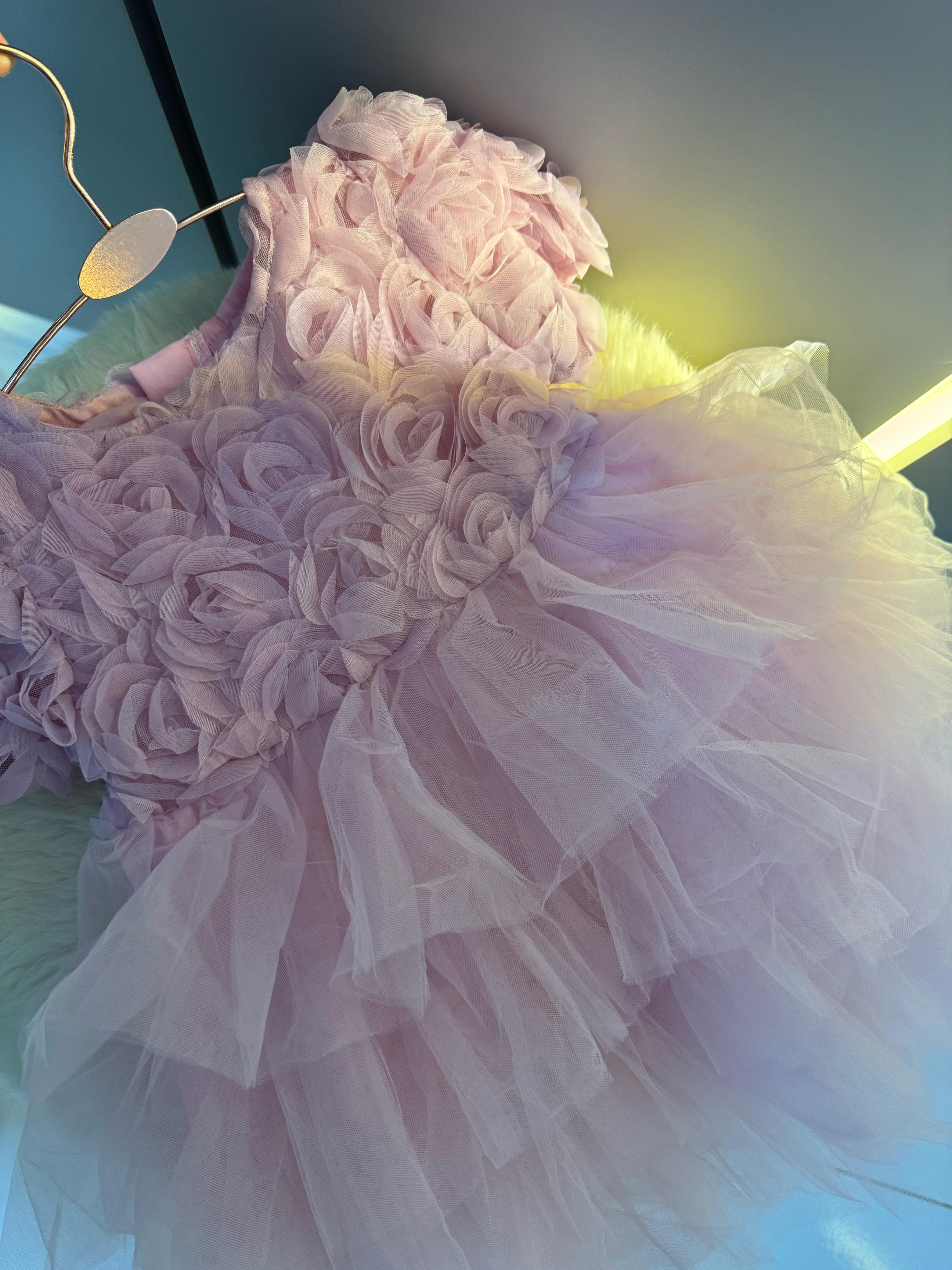 Vestido Infantil Floral e Tule Camadas