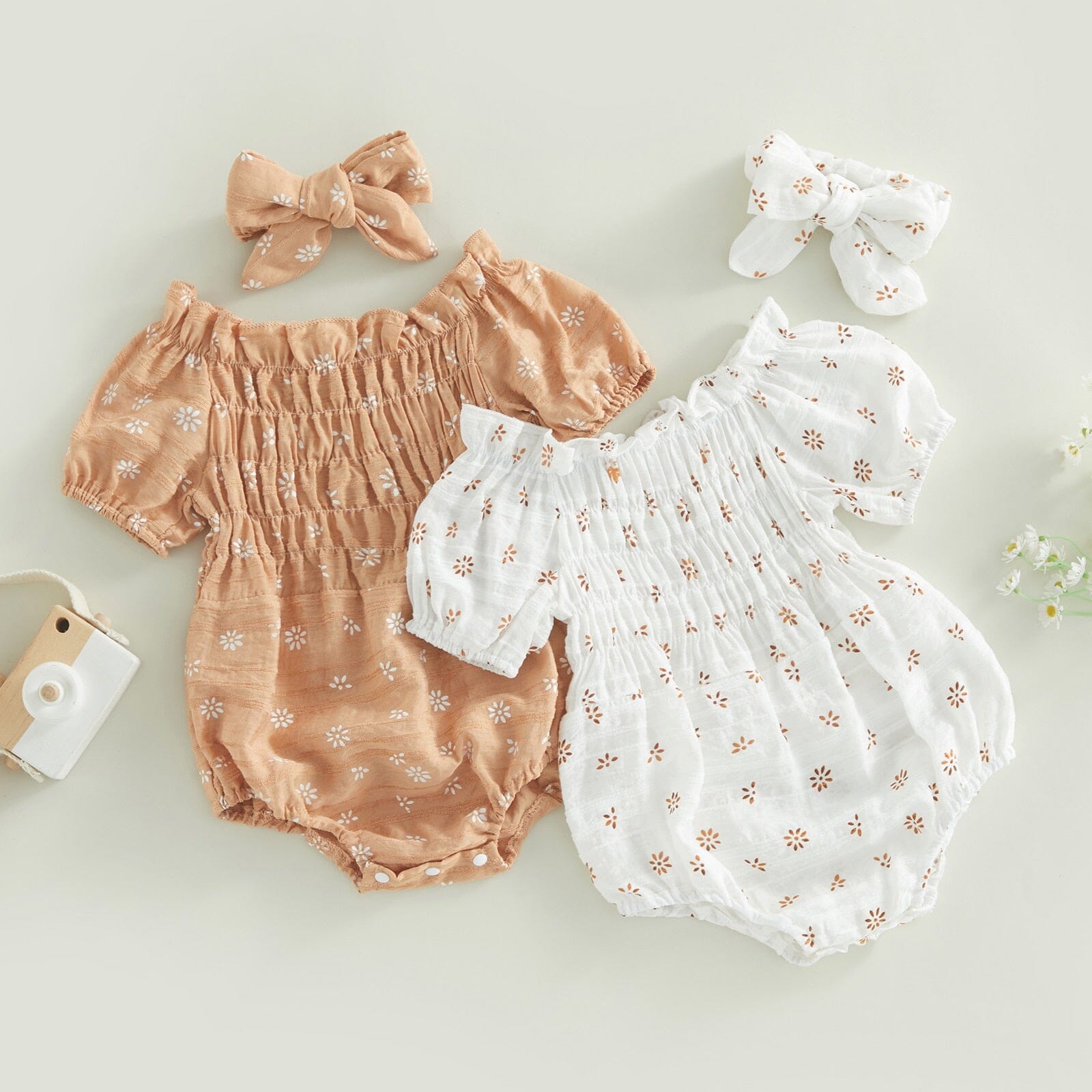 Body Infantil Feminino Bege e Branco + Faixa Loja Click Certo 