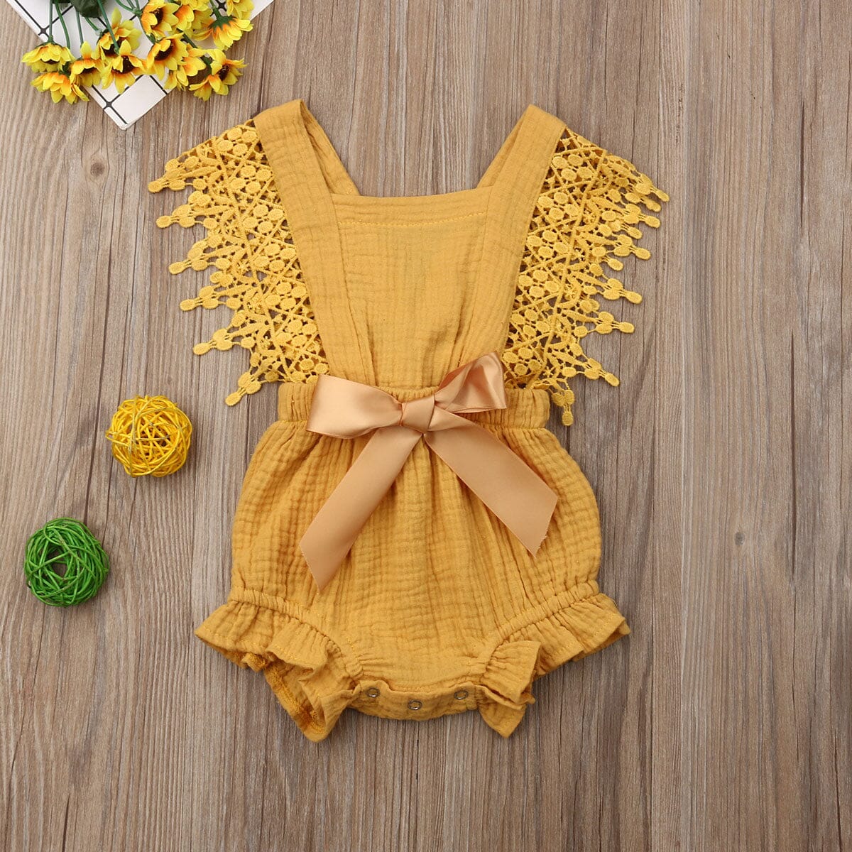 Macaquinho Infantil Feminino Rendinha Loja Click Certo Amarelo 0-6 Meses 