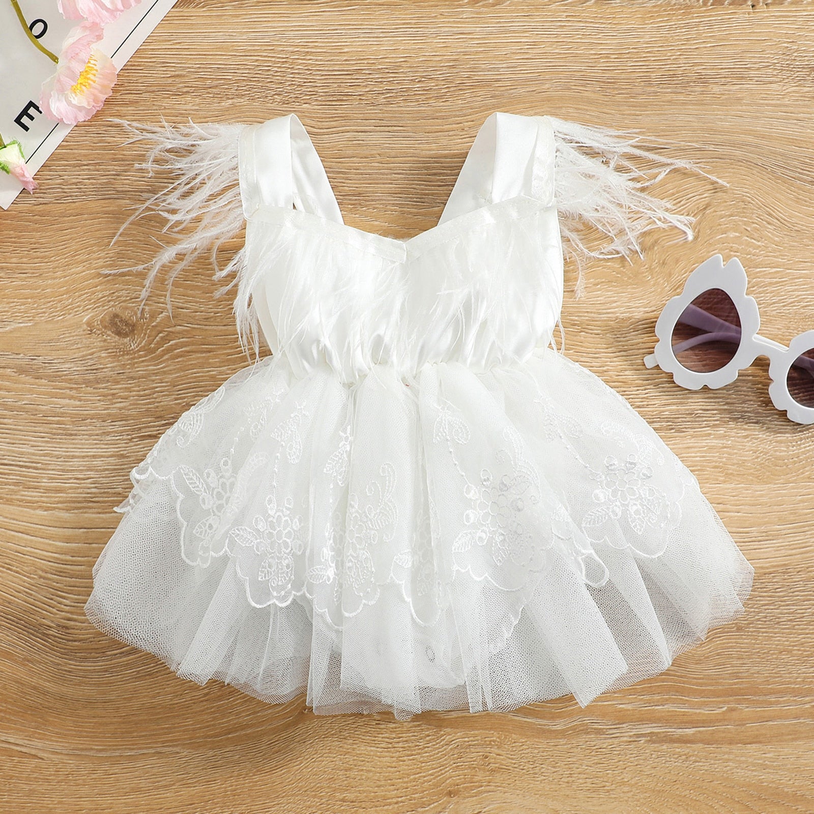 Vestido Body Infantil Bordado e Penas vestido Loja Click Certo Branco 0-6 meses 35cm 